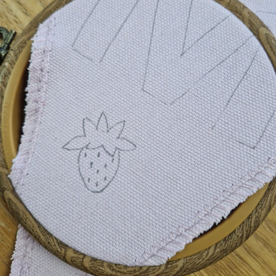 idea%5Fembroidered%2Dkids%2Dbunting%5Fstep%2D37.jpg?sw=554&q=85