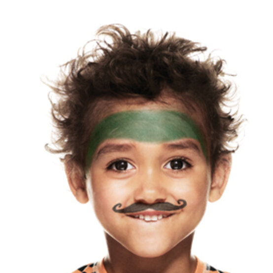 snazaroo-world-book-day-wizard-of-oz-step2.jpg?sw=554&q=85