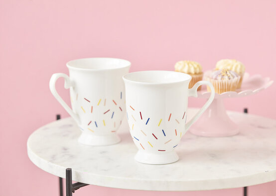 cricut-scraps-sprinkle-cups.jpg?sw=554&q=85
