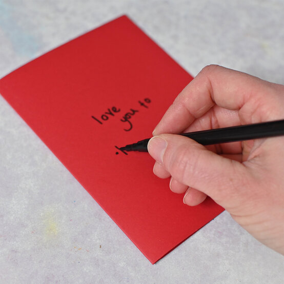 kids-fathers-day-cards-moon-card-step-1a.jpg?sw=554&q=85