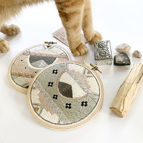 inspiring-embroidery-sol.y.mano_.studio.jpg?sw=554&q=85