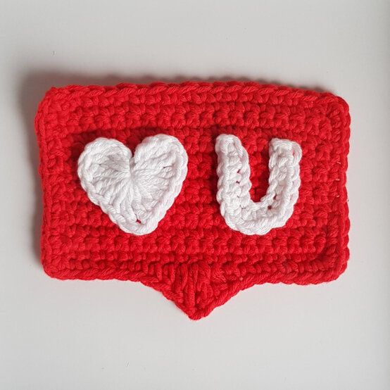 idea_crochet-valentines-insta-u_step1.jpg?sw=554&q=85