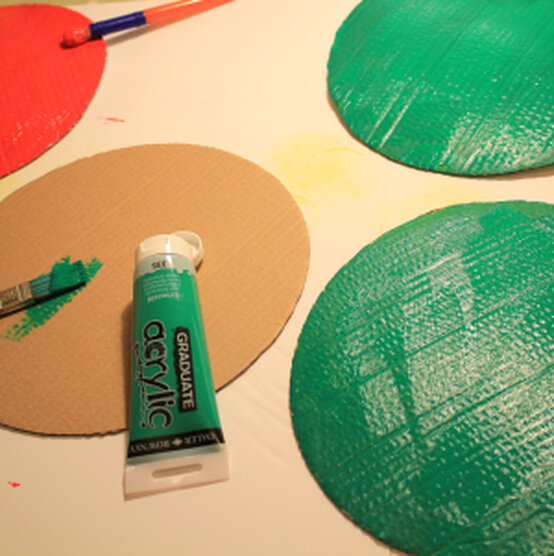 hc-caterpillar-1.jpg?sw=554&q=85