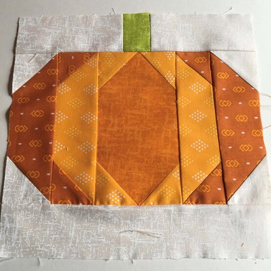 pumpkin-table-runner-step-9.jpg?sw=554&q=85