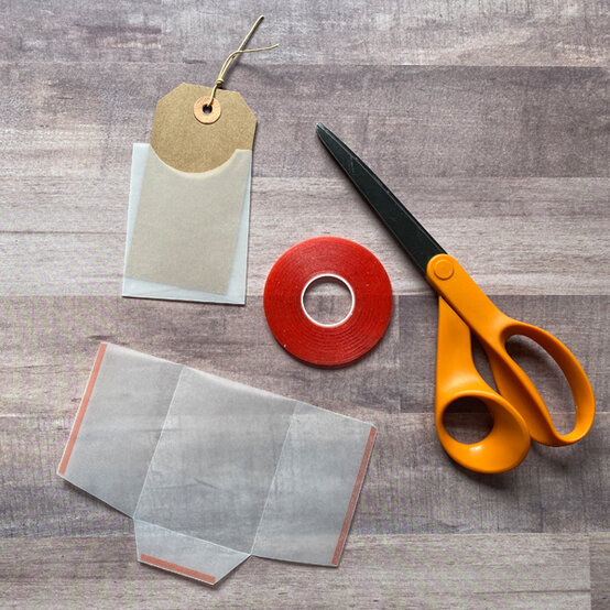 idea_holiday-scrapbook-layout_step2c.jpg?sw=554&q=85