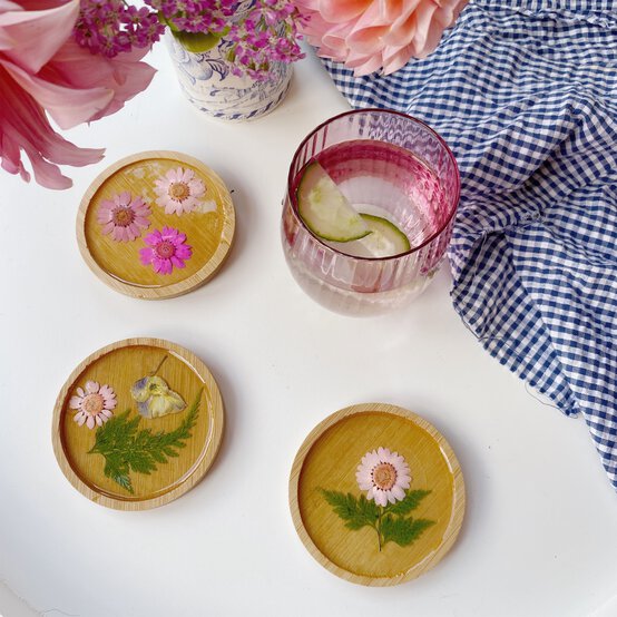 final_2_how-to-make-pressed-floral-resin-coasters.jpg?sw=554&q=85