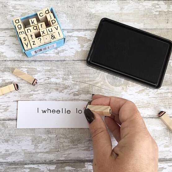 Valentines_bike_card_stamps_step_2.jpeg?sw=554&q=85