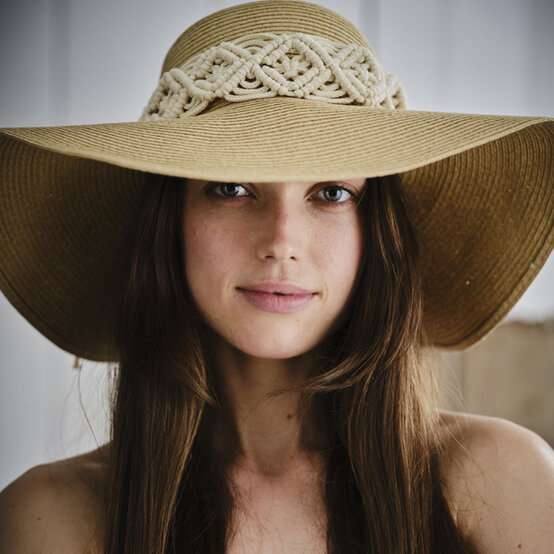 idea_main_how-to-make-a-macrame-hat-accessory.jpg?sw=554&q=85