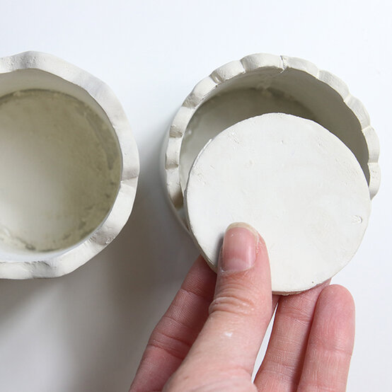 air-dry-clay-planters-4.jpg?sw=554&q=85