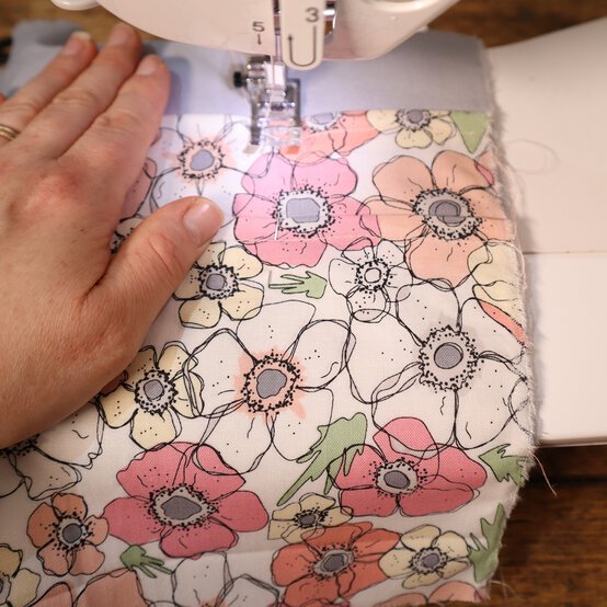 cutlery-roll_step4.jpg?sw=554&q=85