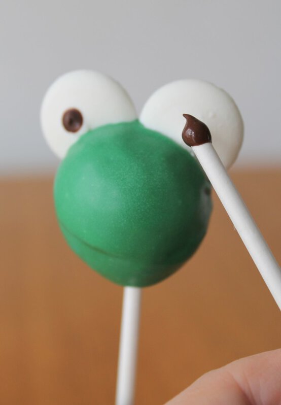 cake-pop-9.jpg?sw=554&q=85