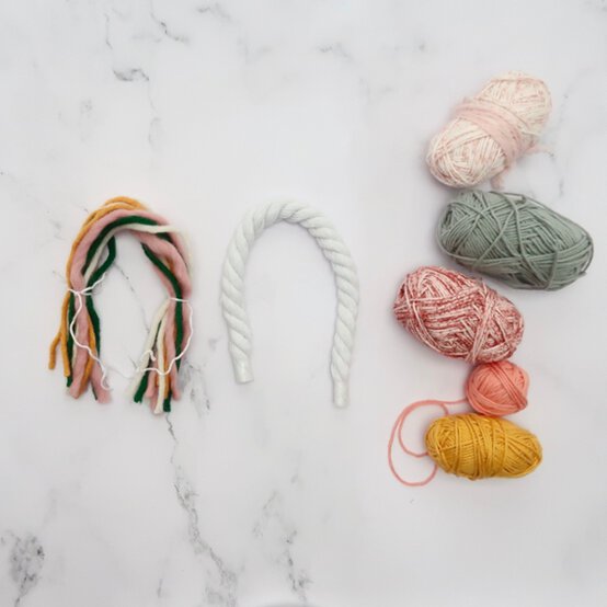 3_Ways_to_Use_Scrap_yarn_wrapped%20loops%201.jpeg?sw=554&q=85