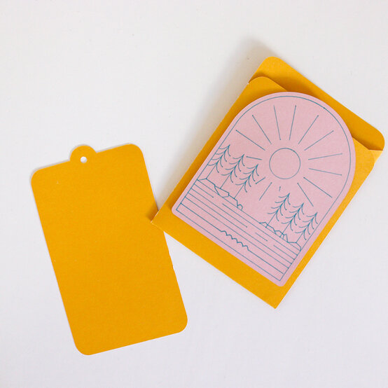 cricut_how-to-make-an-adventure-scrapbook-layout_step11.jpg?sw=554&q=85