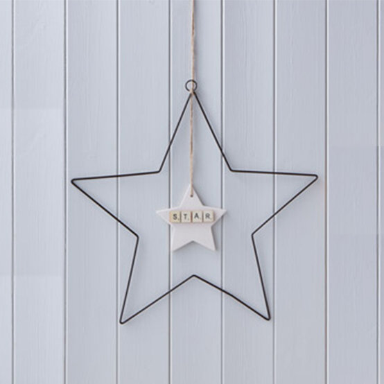 star-wreath.jpg?sw=554&q=85