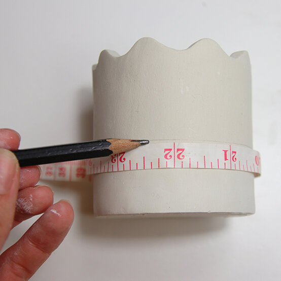 air-dry-clay-planters-8.jpg?sw=554&q=85