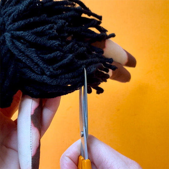 how%2Dto%2Dsew%2Da%2Ddoll%5Fstep%2D10b.jpg?sw=554&q=85