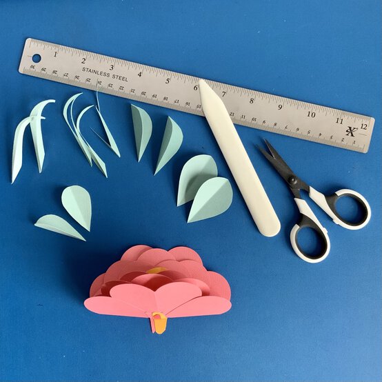 mothersdaypop-upflowercard15.jpg?sw=554&q=85