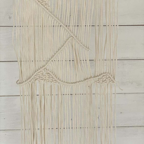 How-to-make-an-autumn-macraweave_step-10.jpg?sw=554&q=85