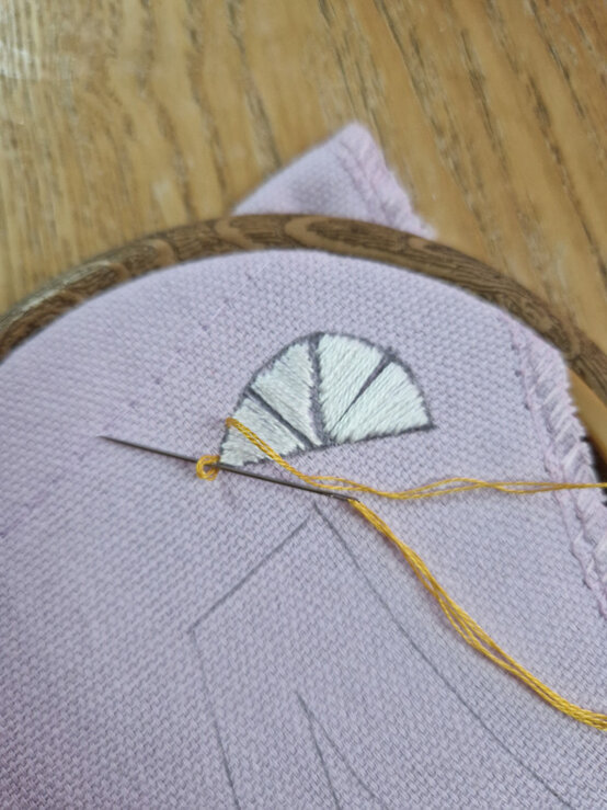 idea%5Fembroidered%2Dkids%2Dbunting%5Fstep%2D28.jpg?sw=554&q=85