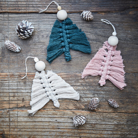 idea%5Fchristmas%2Dprojects%2Dto%2Dtry%5Fmacrame.jpg?sw=554&q=85