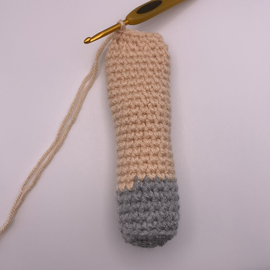 How%2Dto%2DCrochet%2Dan%2DAmigurumi%2DSheep%5FBackLegs%5F2.jpeg?sw=554&q=85