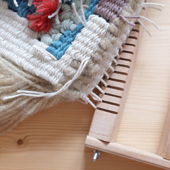 36_xmas_weave.jpg?sw=554&q=85