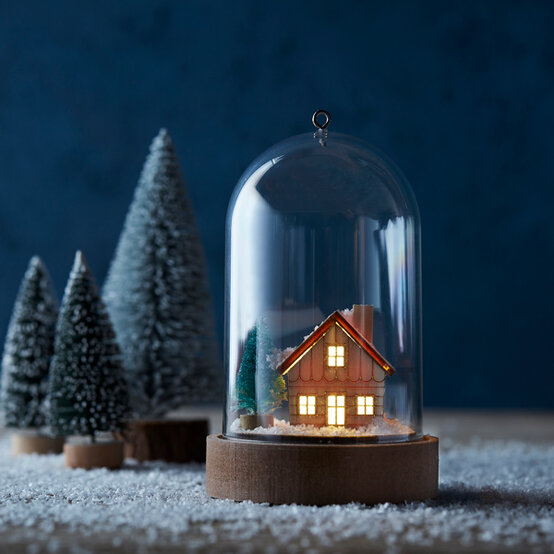 christmas-cloche-decoration-square2.jpg?sw=554&q=85