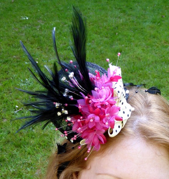 on-head.jpg?sw=554&q=85