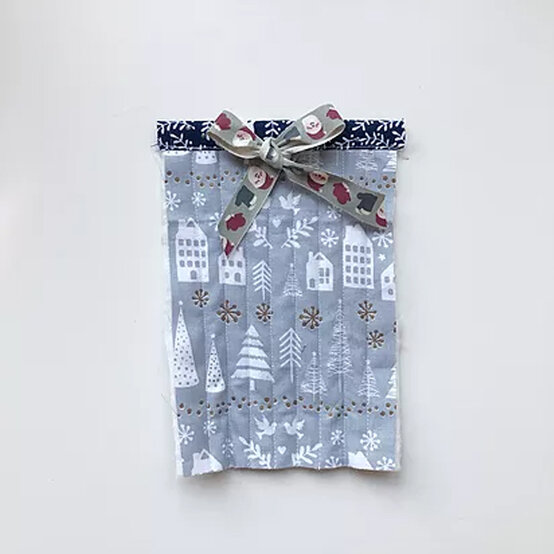 sewn-christmas-dinner-mat-12.jpg?sw=554&q=85