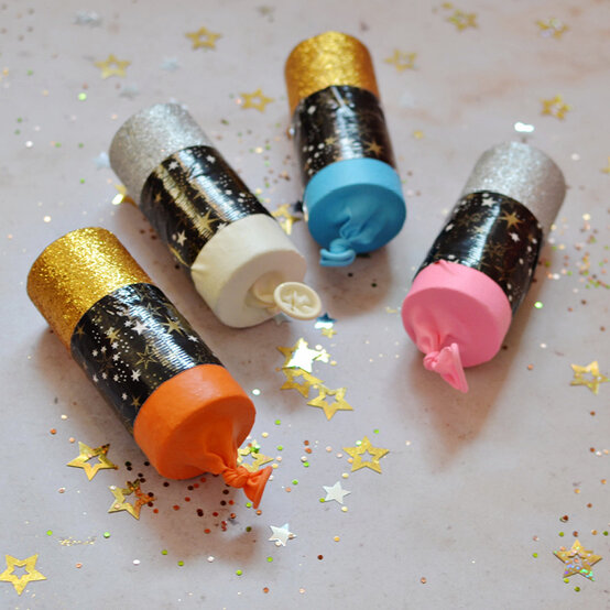 new-years-eve-kids-crafts14.jpg?sw=554&q=85