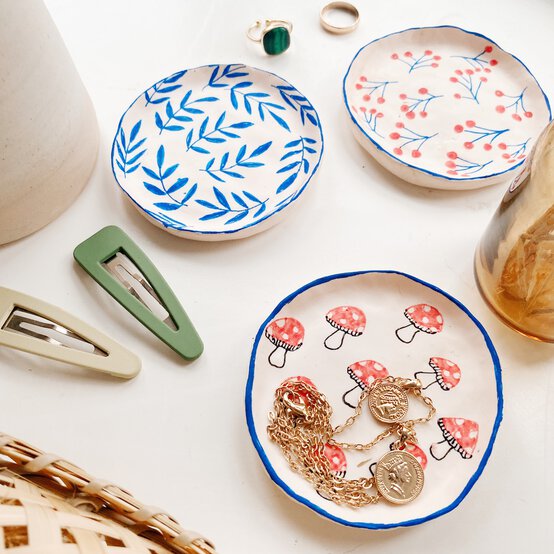 how_to_make_a_woodland_inspired_jewellery_dish_final-angle.jpg?sw=554&q=85