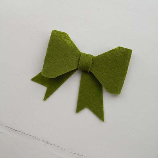 cricut-christmas-stocking-step-24.jpg?sw=554&q=85