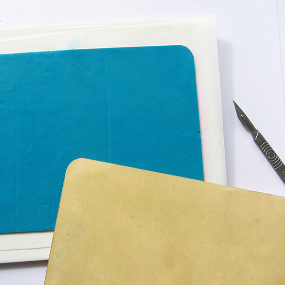 fimo-leather-effect-passport-cover-12.jpg?sw=554&q=85