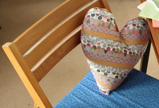 img_9641-cushion-focus-resize.jpg?sw=554&q=85