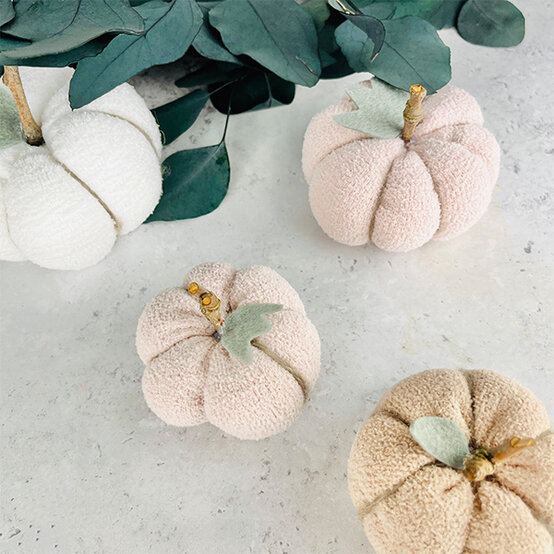 Sock-Pumpkin-14.jpg?sw=554&q=85