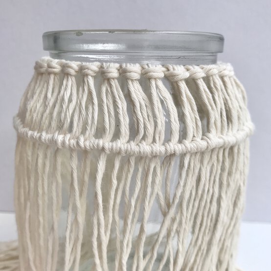 macrame_vase_cover_5.jpg?sw=554&q=85