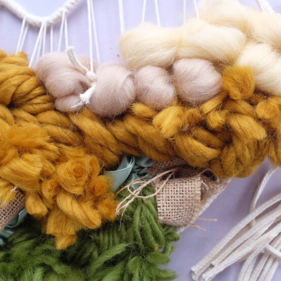 Idea_how-to-make-a-woven-heart-wreath_step17.jpg?sw=554&q=85