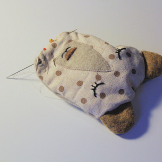 bear-handwarmers-little-button-diaries-10.jpg?sw=554&q=85