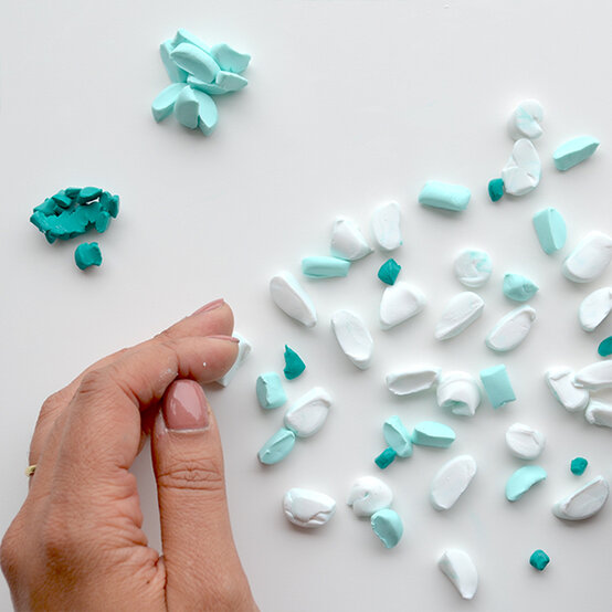 How-to-Make-Clay-Decorations-for-Ramadan_Step5a.jpg?sw=554&q=85