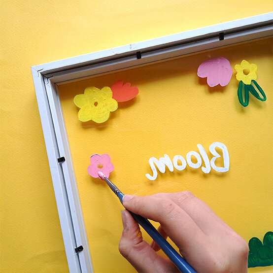 idea%5Fglass%2Dpainting%2Dideas%2Dfor%2Dbeginners%5Fstep%2D18.jpg?sw=554&q=85