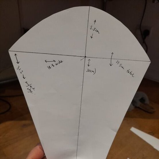 how_to_make_a_flower_floor_cushion_1g.jpg?sw=554&q=85