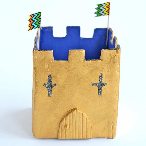 idea_indoor-activities-for-kids_castle.jpg?sw=554&q=85