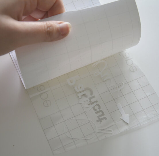 robynspartywallhangingstep11.jpg?sw=554&q=85