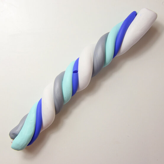 marble-fimo-crochet-hooks-1.jpg?sw=554&q=85