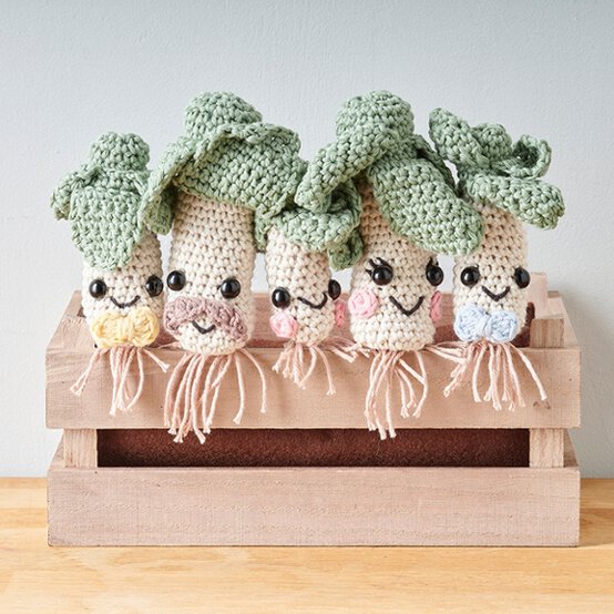 Amigurumi%20Leeks.jpg?sw=554&q=85