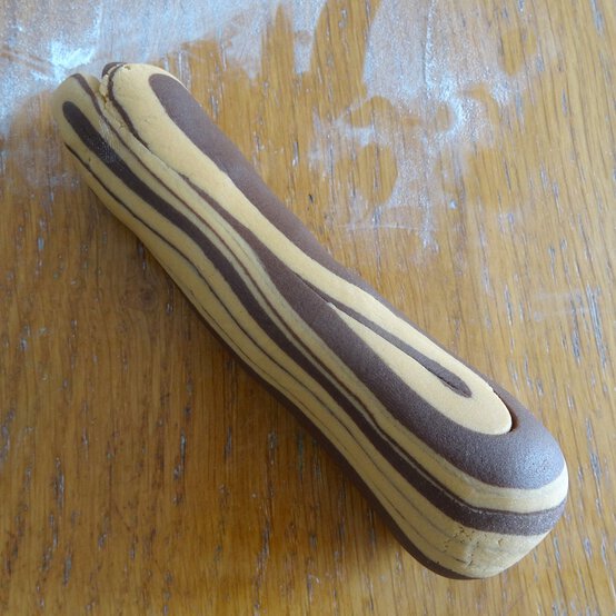 nutcracker-cake_step2_2.jpg?sw=554&q=85