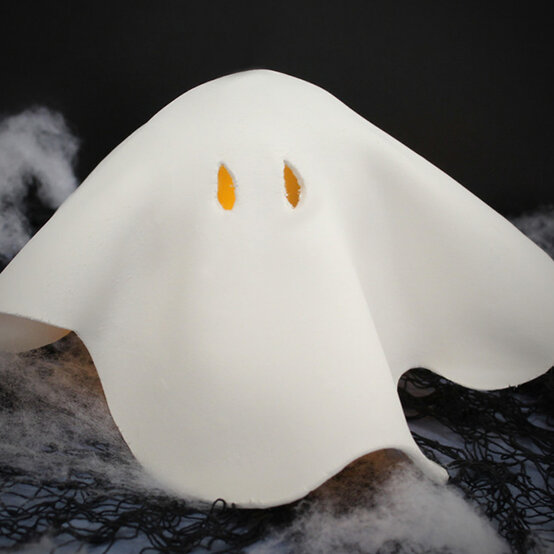 ghost%2Dtealight.jpg?sw=554&q=85