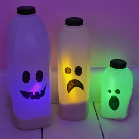 milk-bottle-lanterns-step-2_3.jpg?sw=554&q=85