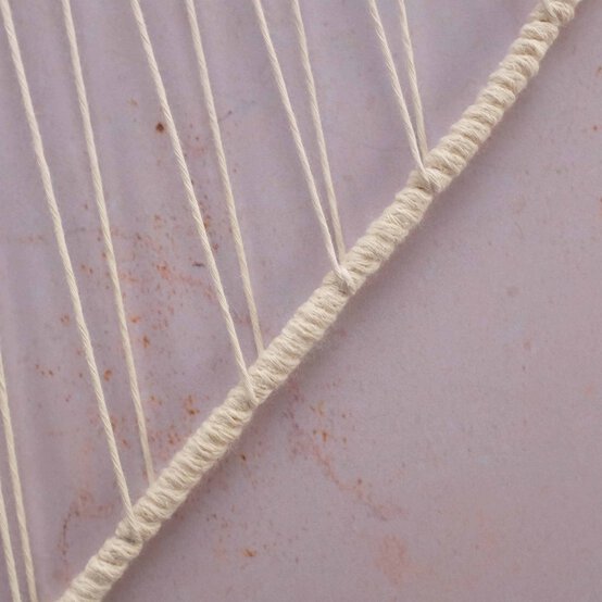 Idea_how-to-make-a-woven-heart-wreath_step6.jpg?sw=554&q=85