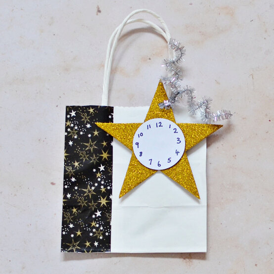 new-years-eve-kids-crafts13.jpg?sw=554&q=85